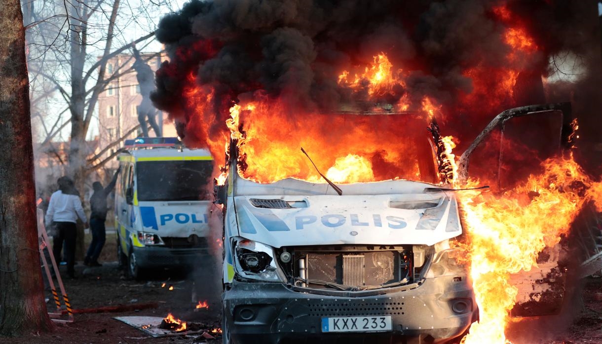 Nemiri u južnoj Švedskoj, sve krenulo spaljivanjem Kur'ana