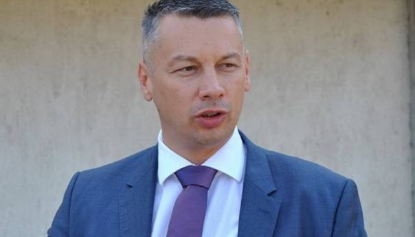 Nenad Nešić ovlašten za zastupanje DNS-a