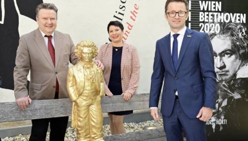 Neobično putovanje zlatne statue Beethovena