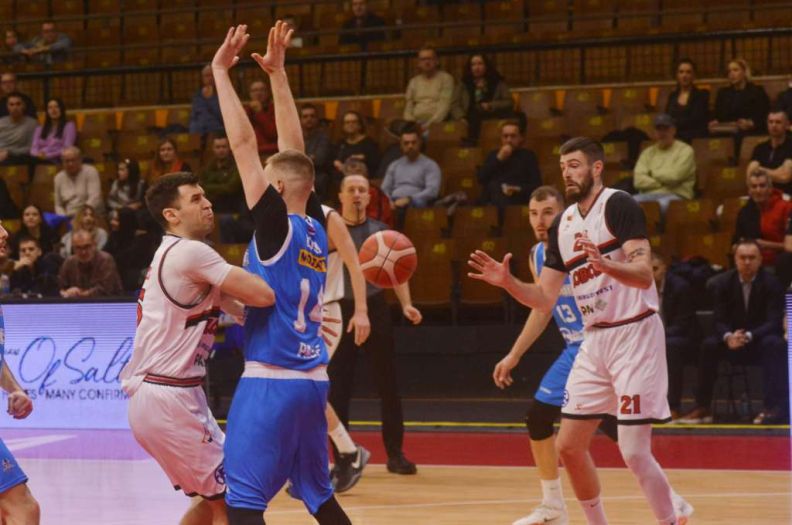 Neočekivan poraz košarkaša Slobode u Mejdanu