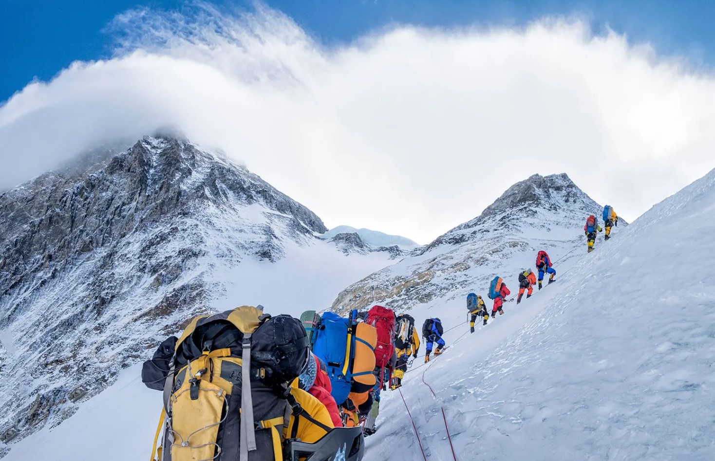 Nepal ograničava penjanje na Everest, žele poboljšati sigurnost penjača