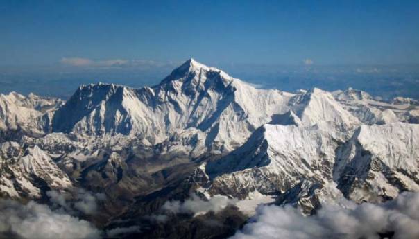 Nepal zabranio uspon na Mount Everest