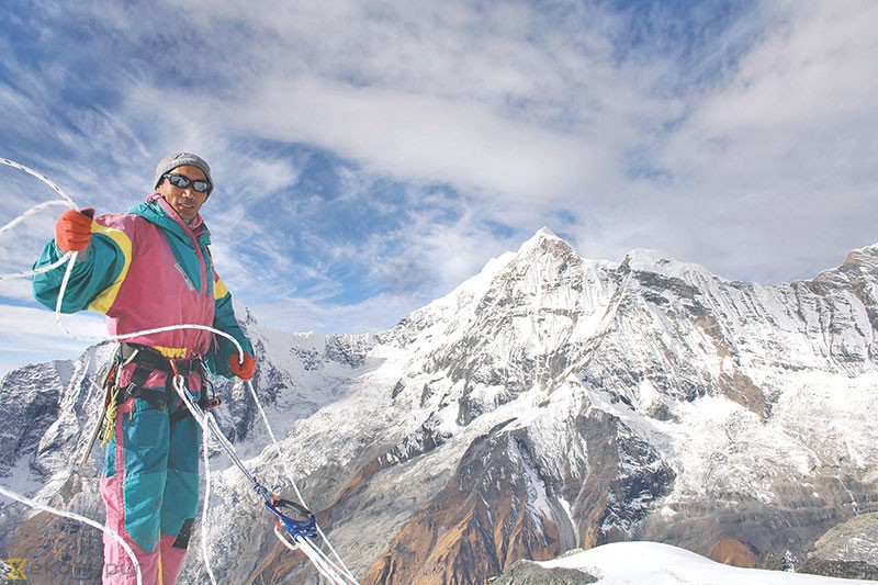 Nepalski alpinist popeo se 25. put na Mount Everest