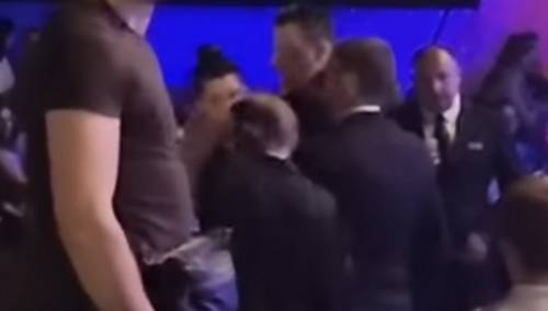 Nepoznata djevojka na koncertu ošamarila Stanivukovića