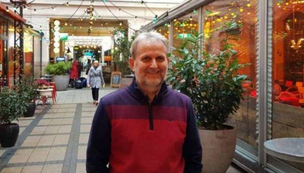 Nepravda: Kako se liječe obični građani, a kako političari