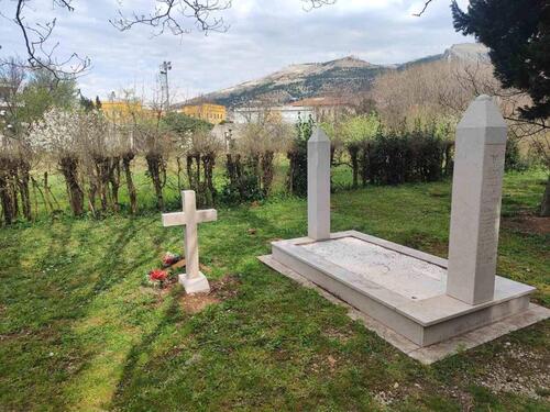 Neprihvatljivo skrnavljenje harema u Liska ulici