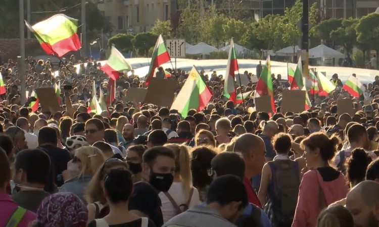 Neredi na antivladinim protestima u Bugarskoj