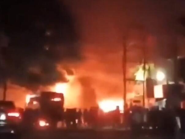 Neredi u Indiji: Vjerski objekti izgrađeni ilegalno?