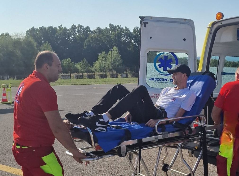 Nermin Džomba se nakon uspješne operacije u Istanbulu vraća u Tuzlu