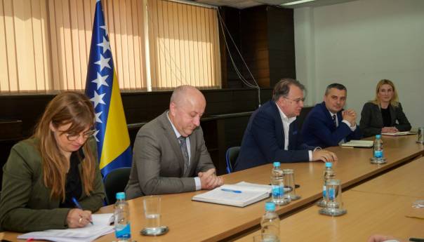 Nermin Nikšić: Stalna podrška Srebrenici neupitna