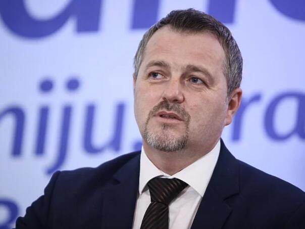 NES BiH: Dogovorena izdaja države neće proći