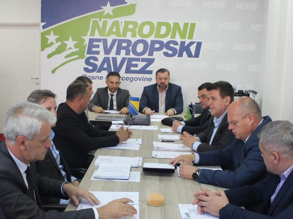 NES BiH traži da Vijeće ministara BiH proglasi 11. juli danom žalosti u BiH