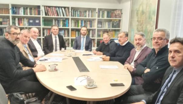 NES, SBiH i SD podržali 'Principe za izmjene Ustava BiH'