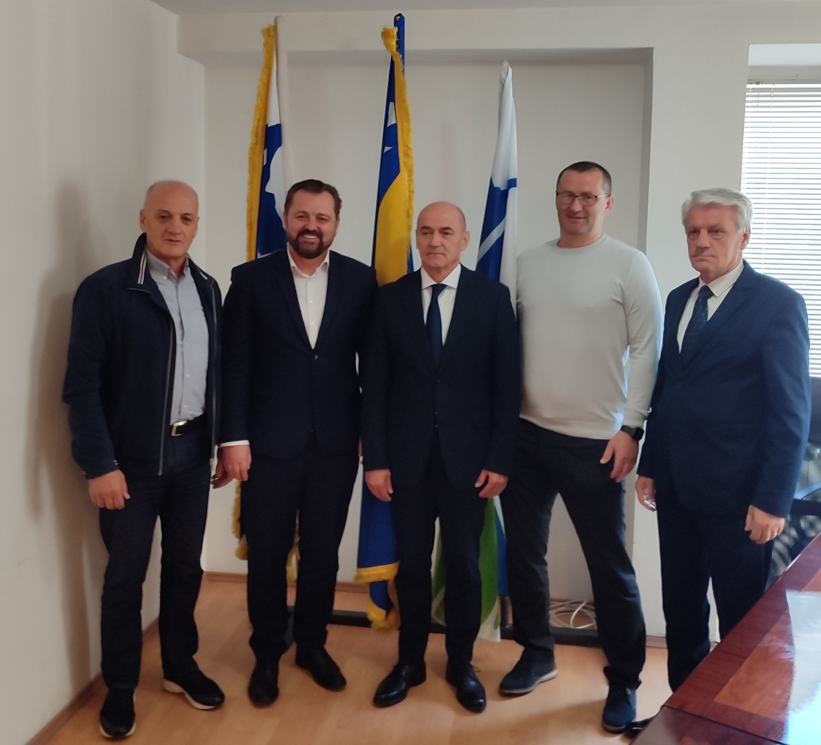 NES-u pristupili sarajevski profesori Škrijelj, Šljivo i Nurković