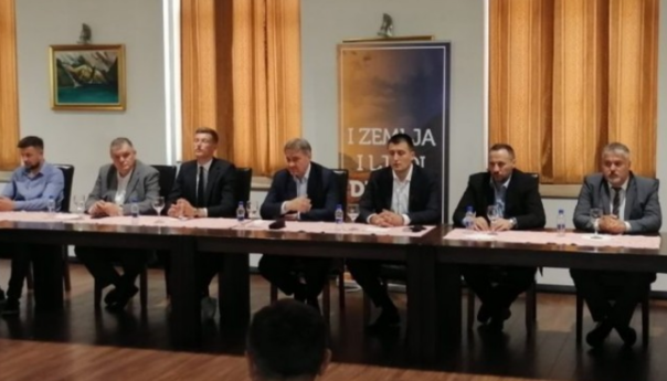 Neshvatljivo je hapsiti časne borce ARBiH, dok zločinci uživaju na slobodi