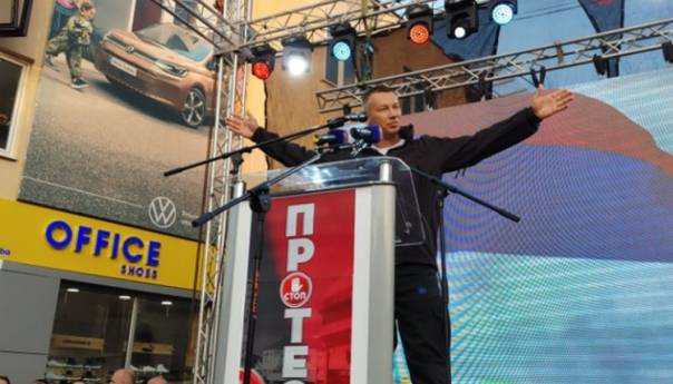 Nešić: Jasno večeras poručujemo - dosta je!