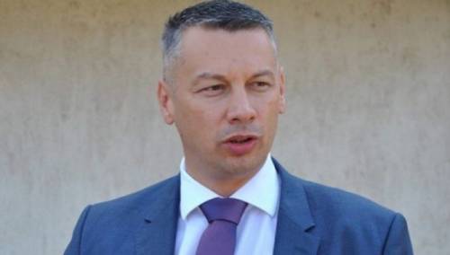 Nešić: Može pasti i Kurz, ali ne smije pasti nijedan funkcioner SNSD-a