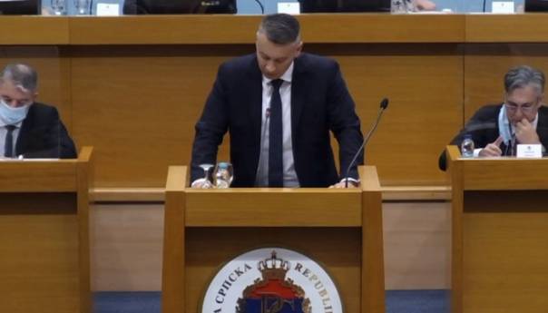 Nešić: Prenošenje nadležnosti ili predizborna kampanja