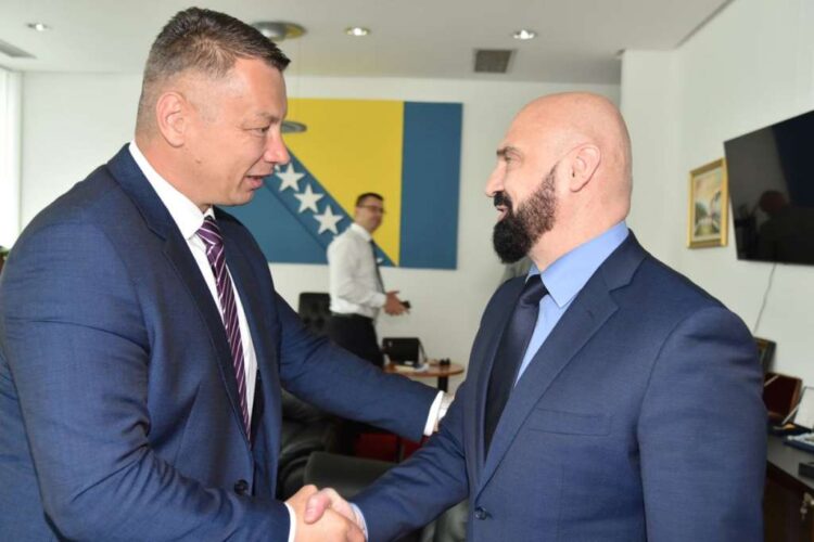 Nešić: Prije nego što medijski 'sve pohapsi', Isak bi trebao da pročita Zakon