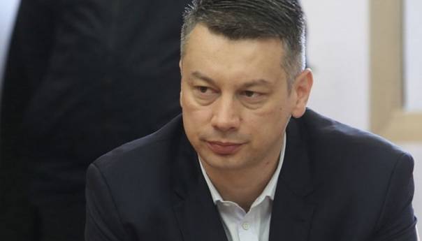 Nešić: Vukanovićev poslanik je 'izdao' PDP, a ne Pokret za državu