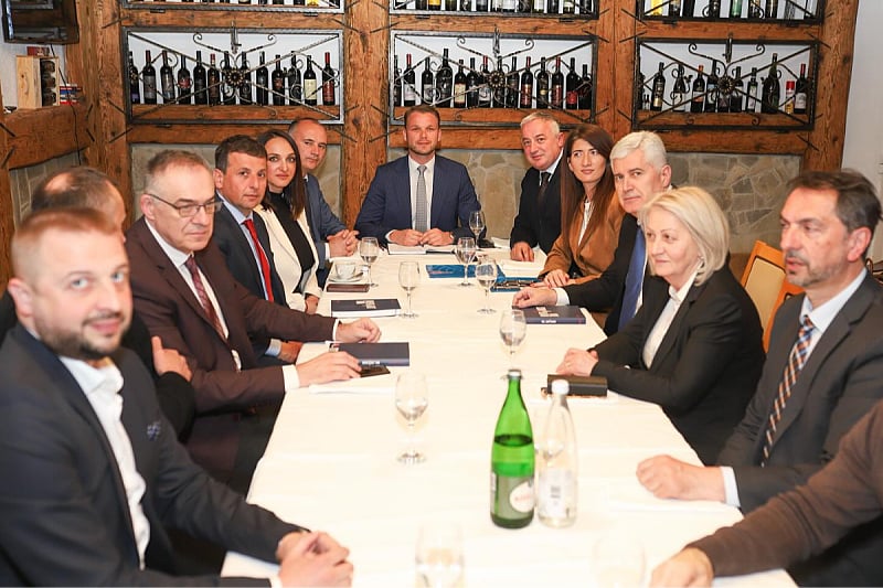 Nešković otkrio šta je Čović molio opoziciju iz RS na Kupresu