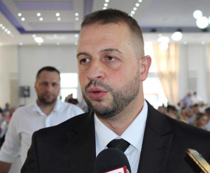 Nešković traži ukidanje akciza: Vlada RS obmanjuje javnost