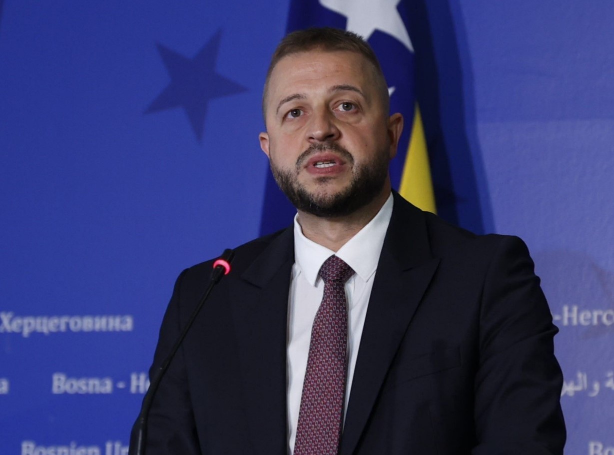 Nešković: Kandidatura Stanivukovića razbijanje opozicije