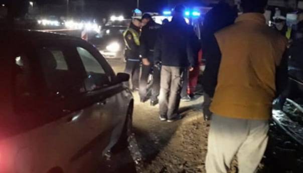 Nesreća kod Jelaha: Automobilom sletio s puta u rupu