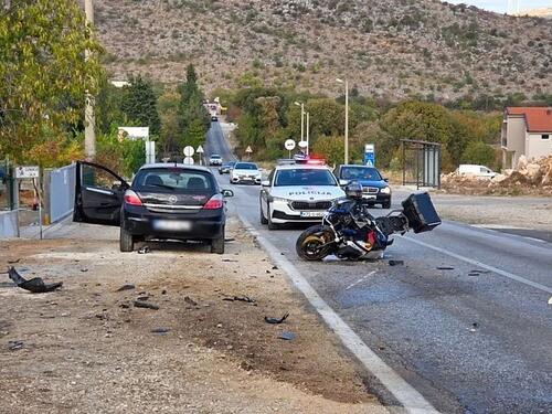Nesreća kod Mostara: Poginuo motociklista, žena životno ugrožena