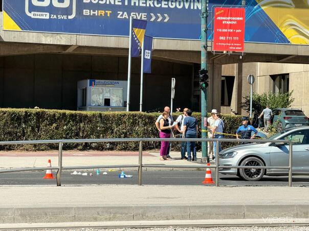 Nesreća kod RTV doma: Automobil udario pješaka