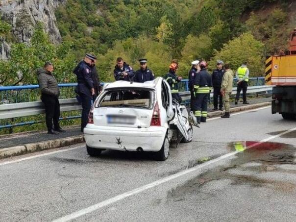 U automobilu izvučenom iz kanjona kod Višegrada pronađeno tijelo žene