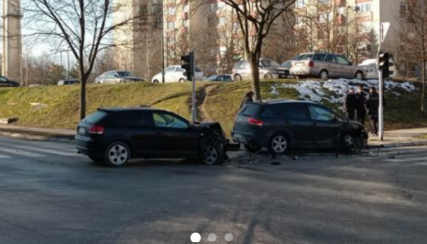 Nesreća na Alipašinom Polju: Sudarila se dva vozila, jedna osoba povrijeđena