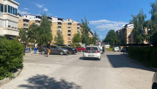 Nesreća na Dobrinji: Vozač udario muškarca, a zatim i dijete