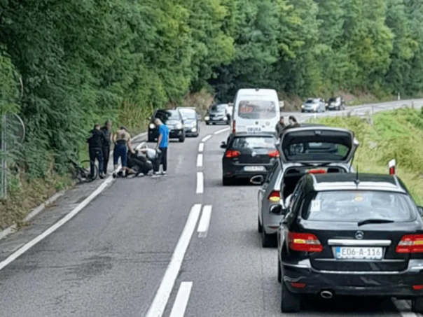 Nesreća na putu kod Donjeg Vakufa: Poginuo biciklista iz Austrije