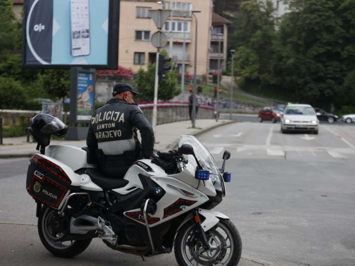 Nesreća na putu Semizovac-Olovo, saobraćaj obustavljen