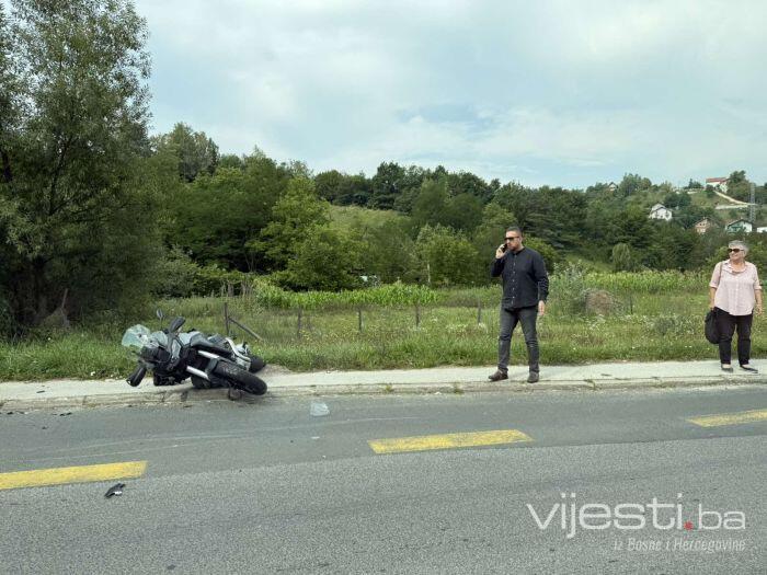 Nesreća na ulazu u Sarajevo: Povrijeđen motociklista