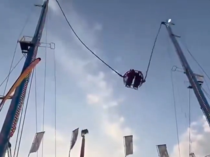 Nesreća na vašaru u Sevilji: Pukla sajla na atrakciji, četvero povrijeđenih