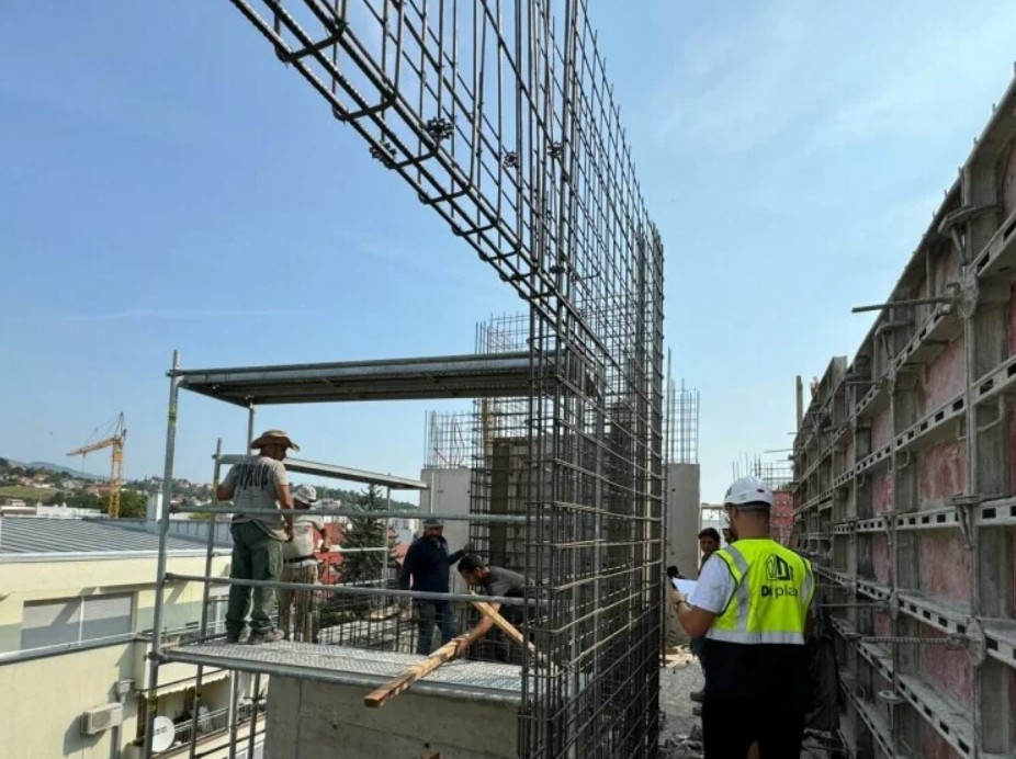Nesreća u Hrvatskoj: Radnici pali sa 12 metara visine