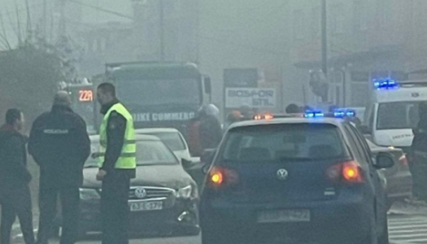 Nesreća u Rajlovcu: Sudarila se tri automobila, saobraća se usporeno