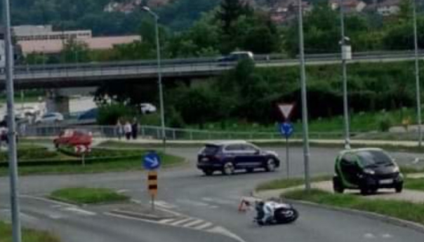 Nesreća u Zenici, teško povrijeđen motociklista