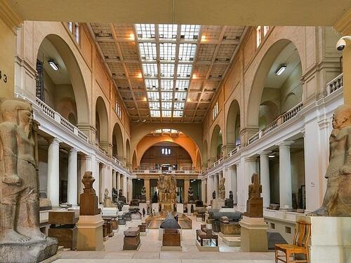 Nestala zlatna narukvica stara 3.000 godina iz muzeja u Kairu