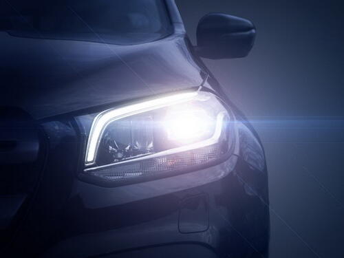 Nestanu u 14 sekundi: Ovako lopovi kradu skupa LED svjetla s automobila