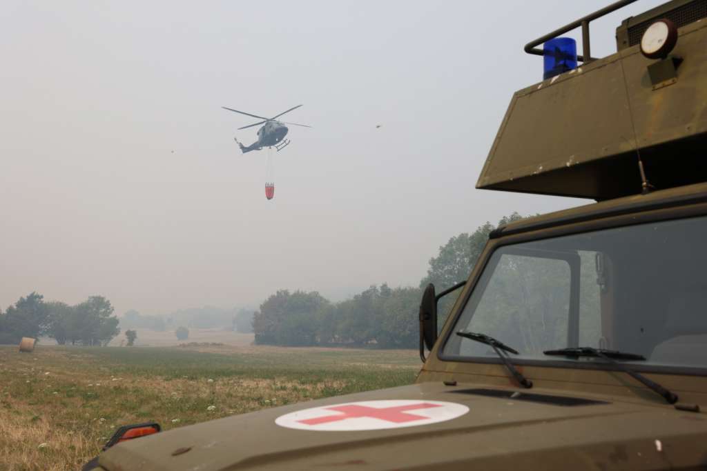 Nešto mirnija noć na Krasu, no borba s požarom se nastavlja