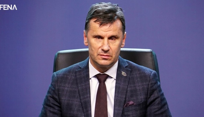 Netačne informacije da je Novalić "na kisiku", nije životno ugrožen