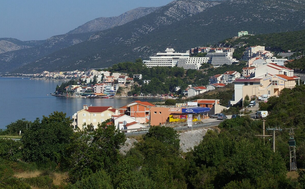 Neum "eksplodirao" u augustu: I do 15.000 posjeta bh. gradu na moru
