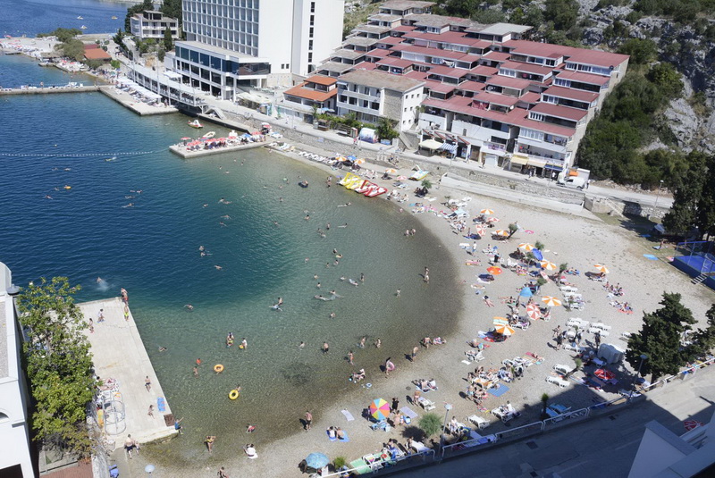 Neumska policija uhapsila Tuzlanku koja je krala po plaži