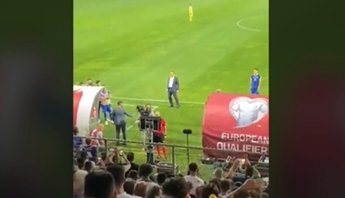 Nevjerovatna reakcija Hadžibegića na prozivke s tribina