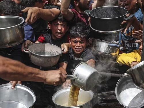 Nevjerovatne cijene hrane u Gazi: Pile košta 100, šećer 160, jedna pelena 3 eura...
