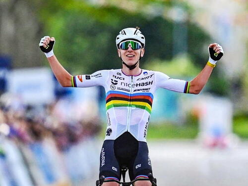 Nevjerovatni Pogačar slavio na još jednoj slavnoj utrci