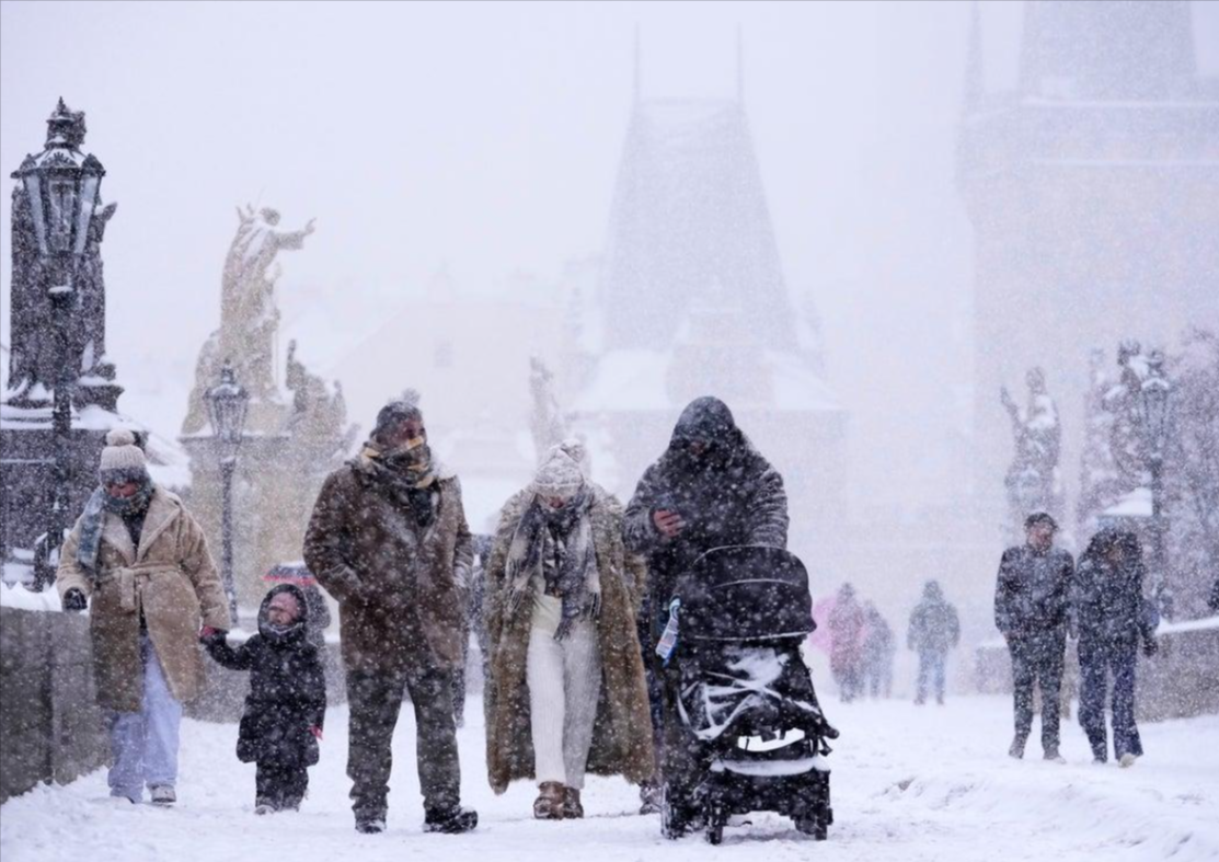 Nevrijeme širom Evrope: Otkazani letovi, obustava saobraćaja i žuta upozorenja